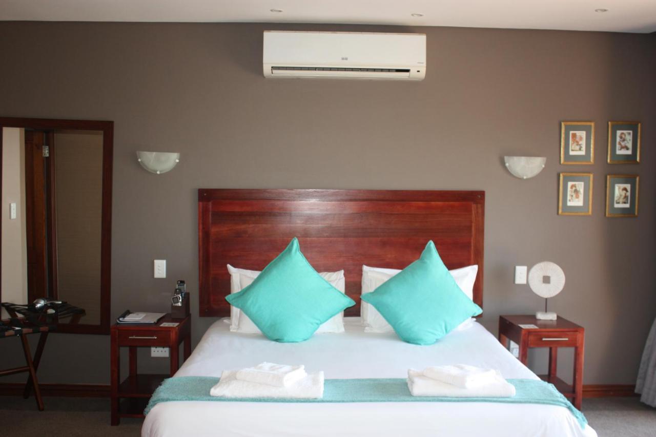 Over The Moon Guesthouse Johannesburg Dış mekan fotoğraf